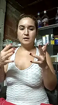 Snapshot of alexax0 chatting on 02.05.25 alexax0 online show from 02.05.25