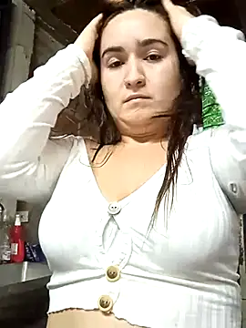 Snapshot of alexax0 chatting on 02.19.25 alexax0 online show from 02.19.25