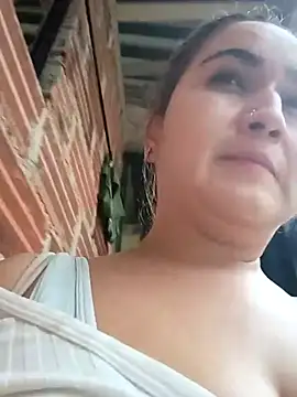 Snapshot of alexax0 chatting on 03.13.25 alexax0 online show from 03.13.25