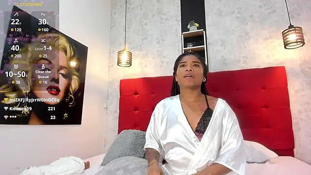 SilvannaFit online show from 03.23.25