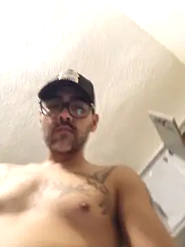 Snapshot of abdierkader chatting on 12.04.25 abdierkader online show from 12.04.25