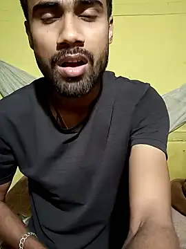 Snapshot of Skinny_Bigass_23 chatting on 01.17.25 Skinny Bigass 23 online show from 01.17.25