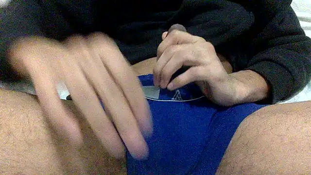 Snapshot of cuckoldmygf chatting on 02.15.25 cuckoldmygf online show from 02.15.25