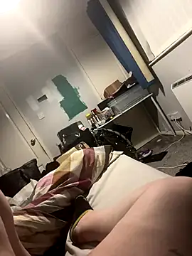 Snapshot of AmberTaylorXxx chatting on 11.25.25 AmberTaylorXxx online show from 11.25.25