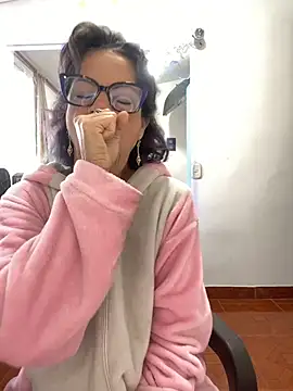Snapshot of Goddess-Love- chatting on 05.03.26 Goddess-Love- online show from 05.03.26