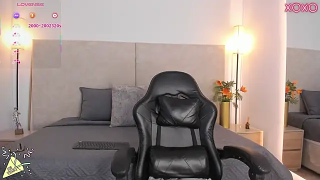 Saori newman online show from 03.04.26