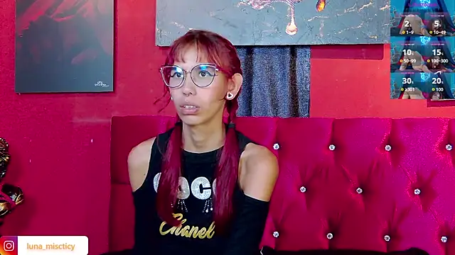 Lunamistyc online show from 11.14.25