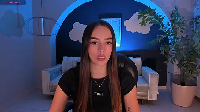 KaiaFerreira online show from 03.04.25