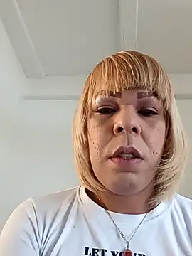 blondebitchlitle online show from 02.18.26