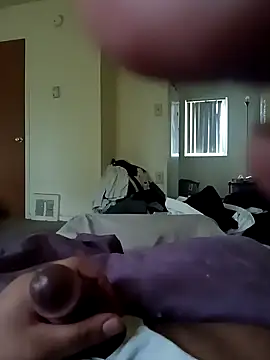 Snapshot of dvaughn3117 chatting on 01.30.25 dvaughn3117 online show from 01.30.25