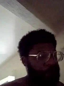 Snapshot of dvaughn3117 chatting on 09.15.25 dvaughn3117 online show from 09.15.25