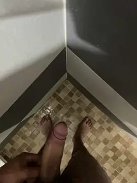 Snapshot of mylovetr1 chatting on 02.19.25 mylovetr1 online show from 02.19.25