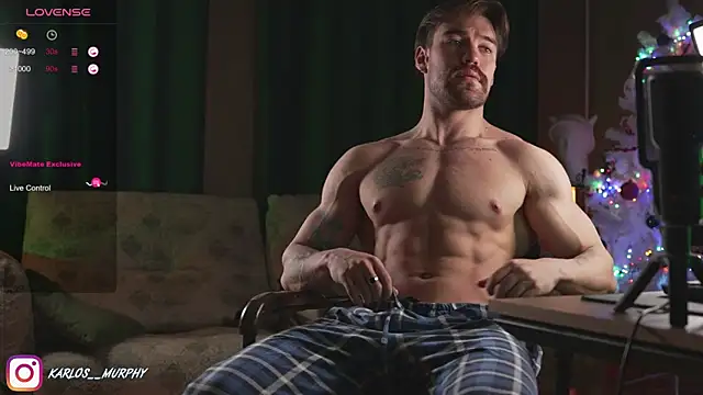 Snapshot of Karlos_Ripped_ chatting on 02.13.25 Karlos Ripped online show from 02.13.25