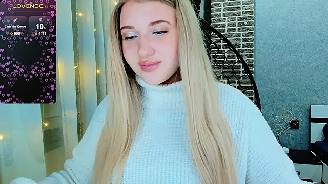 Evacadooo online show from 11.29.25