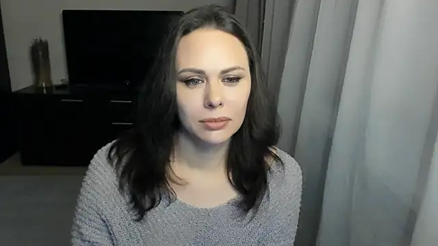 MollyCheiz online show from 11.27.25