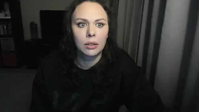 MollyCheiz online show from 04.26.26