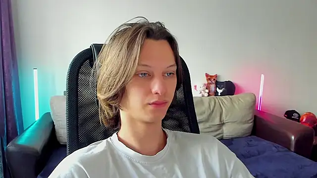 Ostin meow online show from 05.10.26