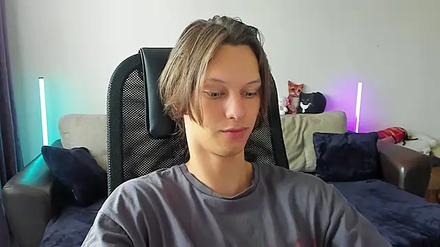 Ostin meow online show from 06.18.26
