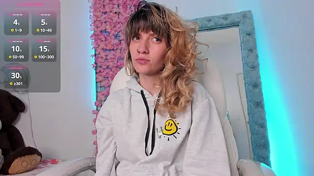 summer sweet  online show from 01.14.25