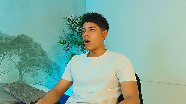 Snapshot of wagz chatting on 03.28.26 wagz online show from 03.28.26