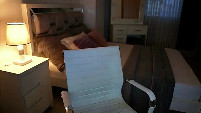 Camilaa bueno online show from 12.22.25