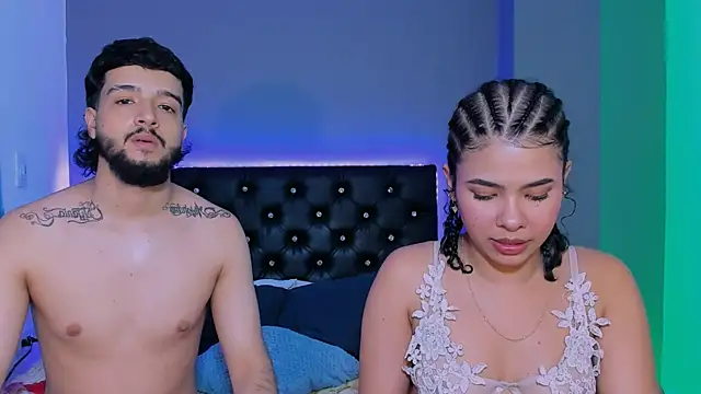 Snapshot of sharon_and_myke chatting on 12.29.24 sharon and myke online show from 12.29.24