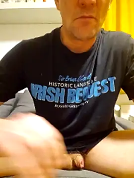 Snapshot of Bombelek1234 chatting on 02.17.26 Bombelek1234 online show from 02.17.26