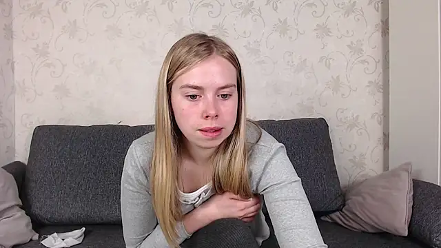 sofiaa here online show from 03.30.26