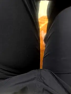 Snapshot of faaseel chatting on 03.08.25 faaseel online show from 03.08.25