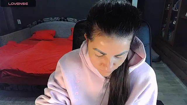 Snapshot of Aria_Dl chatting on 10.15.25 Aria Dl online show from 10.15.25