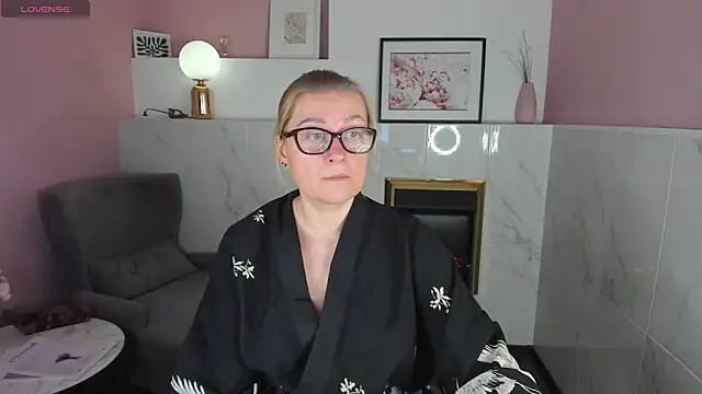 AlexandraKind online show from 02.01.25