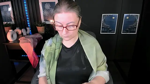 AlexandraKind online show from 01.31.26