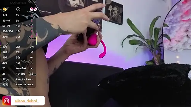 Snapshot of Alisson_Wynter chatting on 01.18.26 Alisson Wynter online show from 01.18.26