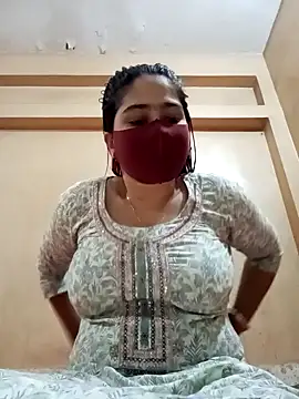 Magical Girl- online show from 02.06.25