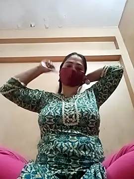 Magical Girl- online show from 02.08.25