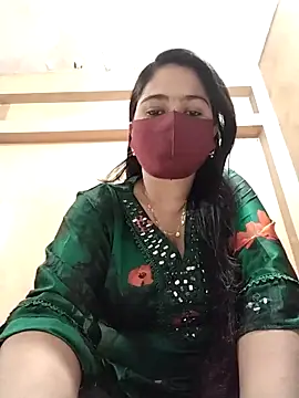 Magical Girl- online show from 03.18.25