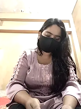 Magical Girl- online show from 11.27.25