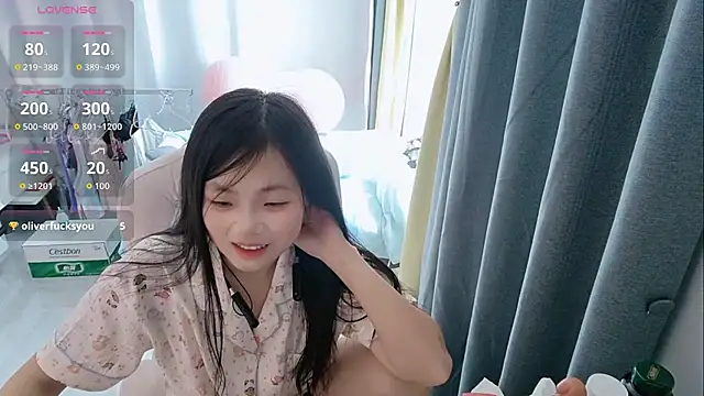 Lena-yyds online show from 10.10.25