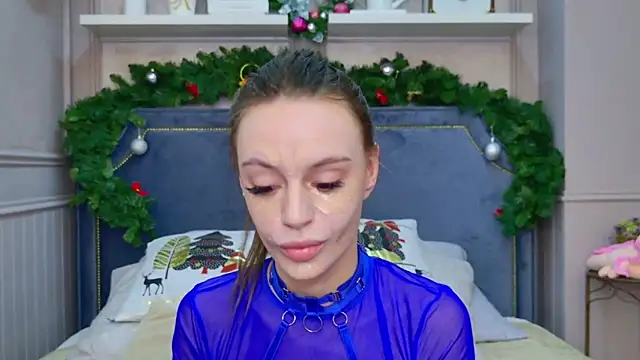 RebeccaMartons online show from 12.23.24