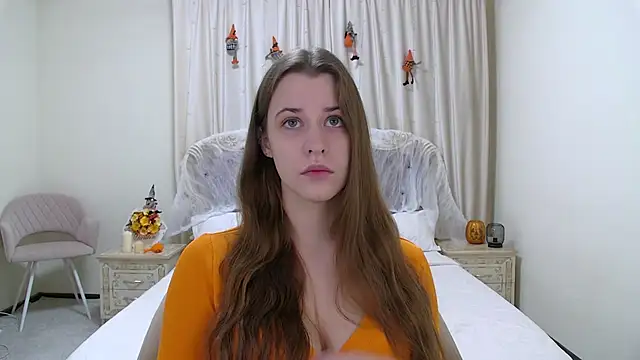 AgataAisitt online show from 10.25.25