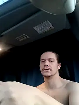 Snapshot of ChuckyyDee chatting on 12.19.24 ChuckyyDee online show from 12.19.24