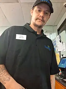 Snapshot of ChuckyyDee chatting on 01.17.26 ChuckyyDee online show from 01.17.26