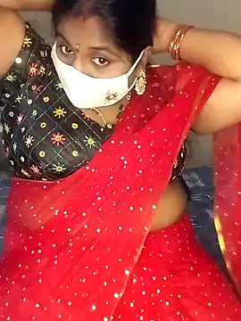Snapshot of Sexy_Radhikaa chatting on 02.06.25 Sexy Radhikaa online show from 02.06.25