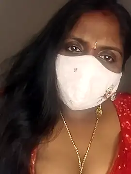 Snapshot of Sexy_Radhikaa chatting on 02.12.25 Sexy Radhikaa online show from 02.12.25