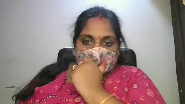 Sexy Radhikaa online show from 07.26.26