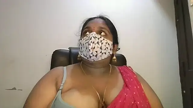 Sexy Radhikaa online show from 08.01.26