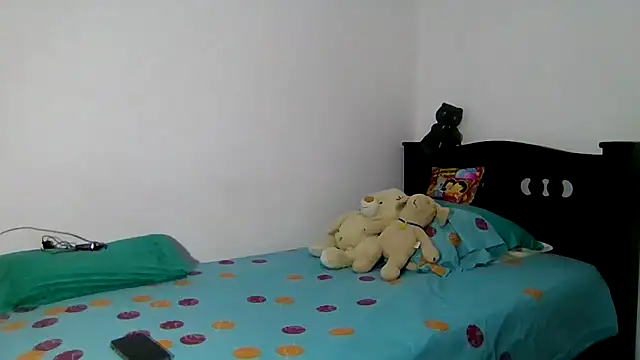 Snapshot of CELESSTESeductora chatting on 10.26.25 CELESSTESeductora online show from 10.26.25