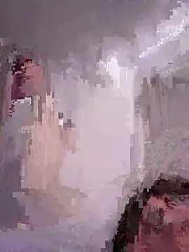 Snapshot of hotiee chatting on 12.04.24 hotiee online show from 12.04.24