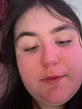 Snapshot of hotiee chatting on 02.02.25 hotiee online show from 02.02.25