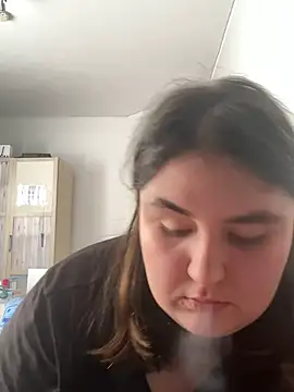 Snapshot of hotiee chatting on 03.10.25 hotiee online show from 03.10.25